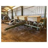 John Deere 7000 6-Row Corn Planter