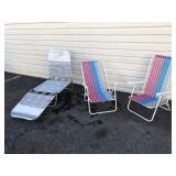 4 Folding Lawn Chairs