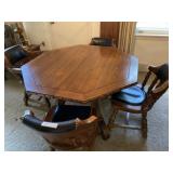 Kitchen Table with 4 Vinyl Upholstered Armchairs