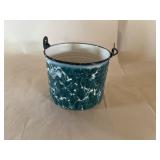 Green Swirl Agate Berry Pail