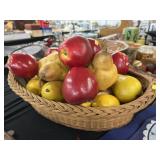 Wicker Woven Basket with Artificial Fruit Wicker Woven Basket with Artificial Fruit