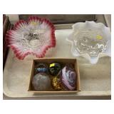 Opalescent Bowls with Paperweights Opalescent Bowls with Paperweights