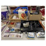 Vacuum Cleaner, Change Drawer, Hummingbird Feeder Vacuum Cleaner, Change Drawer, Hummingbird Feeder