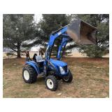 New Holland 2210 Tractor w/ Loader