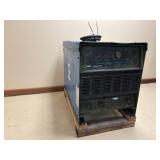 Miller Delta Weld 452 Welder