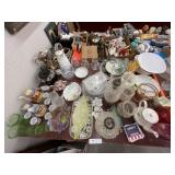 Asst. of Chinaware and Table Lights