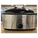 New 10 Quart Roaster Oven