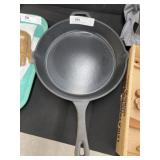 New Zakarian 12" Cast Iron Frying Pan