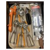 New Kitchen Utensils with Sandwich Knife