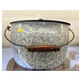 Agateware Pail