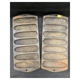 (2) UNmarked Corn Skillet Pans