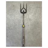 T. Loose Wrought Iron Flesh Fork