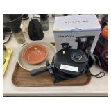 Waffle Maker, Pie Plate