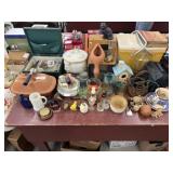 Large Group of Vintage Collectibles