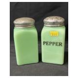 (2) Jadeite Shakers