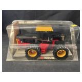 Versatile 1:32 Scale Toy Tractor