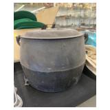 Marietta (PA) Cast Metal Kettle