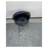 Cast Iron Butcher Kettle & Stand