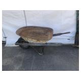 Wheelbarrow w// Pneumatic Tires