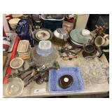 Dinner Plates, Meat Grinders, Kitchenwares