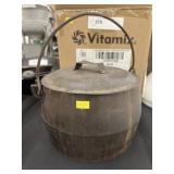 Marietta (PA) Cast Metal Kettle