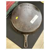 Findlay 12' Frying Pan
