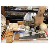 Mannequin, Reference Books, Peel