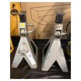 (2) 4 Ton Jack Stands