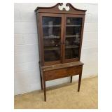 Vintage chest with bookcase TOp