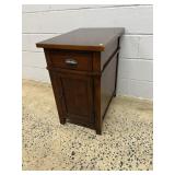 1 Drawer End Table