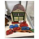Marx Tin Litho Garage with Toy Vehicles