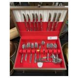 Oneida Flatware Set