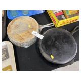 Griswold No. 8 and 9 Frying Pans