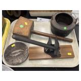 Smelt Pot, Mallet, Nutcracker