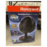Honeywell Tabletop Fan