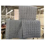 (3) Knotted Comforters