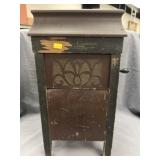 Baby-Cabinet Toy Wind-Up Disc Phonograph
