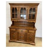 E. R. Buck 2 Piece China Cabinet