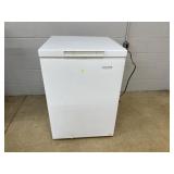 Holiday Small Chest Freezer