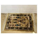 Pattern Rug w/ Floral and Urn Decoration