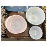 Vintage Pyrex Bowls