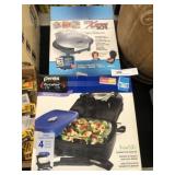 New Electric Cooker with Pyrex Portables