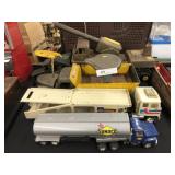 Pressed Steel Toy Trucks with Ride-On Toy Truck