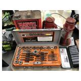 Tap and Die Set, Lanterns, Sockets