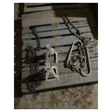Jack Stands with Chain Hooks