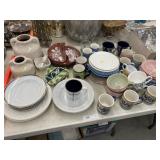 Dinnerware, Mugs