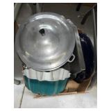 Cook and Bakeware