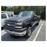 2005 Chevy 2500HD Pickup Truck