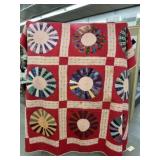 Vintage Dresden Plate Pattern Quilt