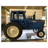 Ford TW25 Toy Tractor
